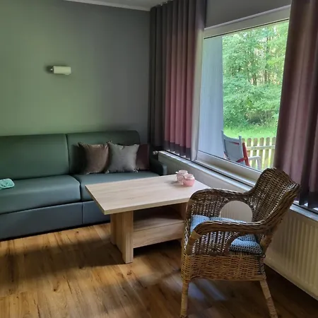 Uhu Mit Aussensauna Casa de Férias *