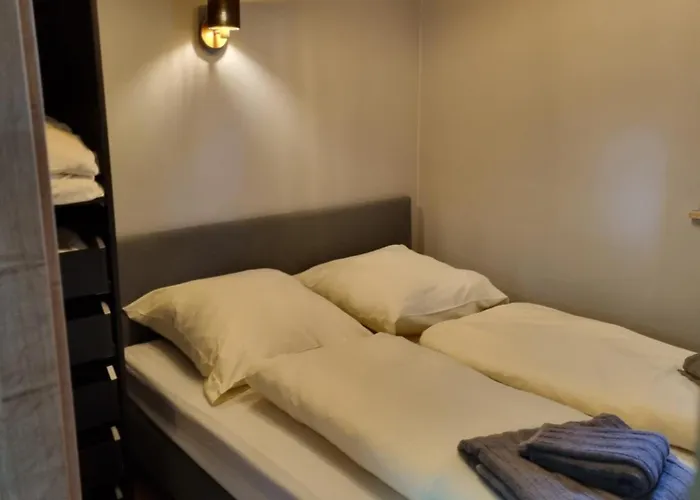 Uhu Mit Aussensauna Lage (Lippe)