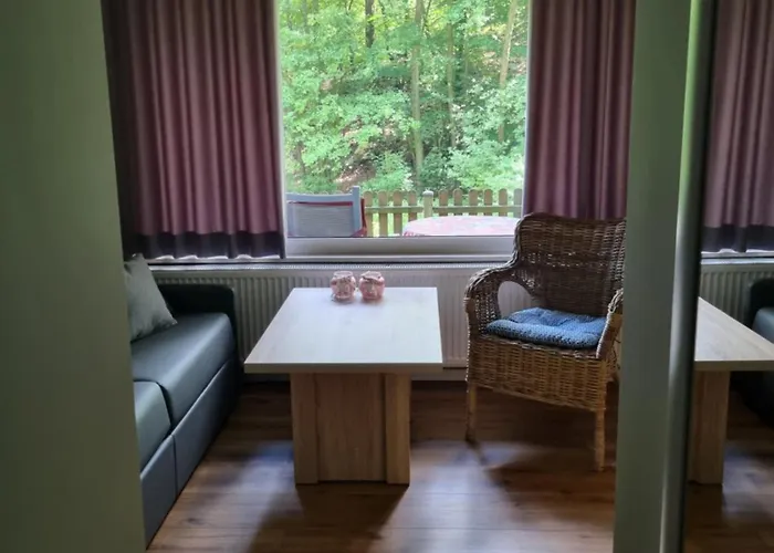 Uhu Mit Aussensauna *